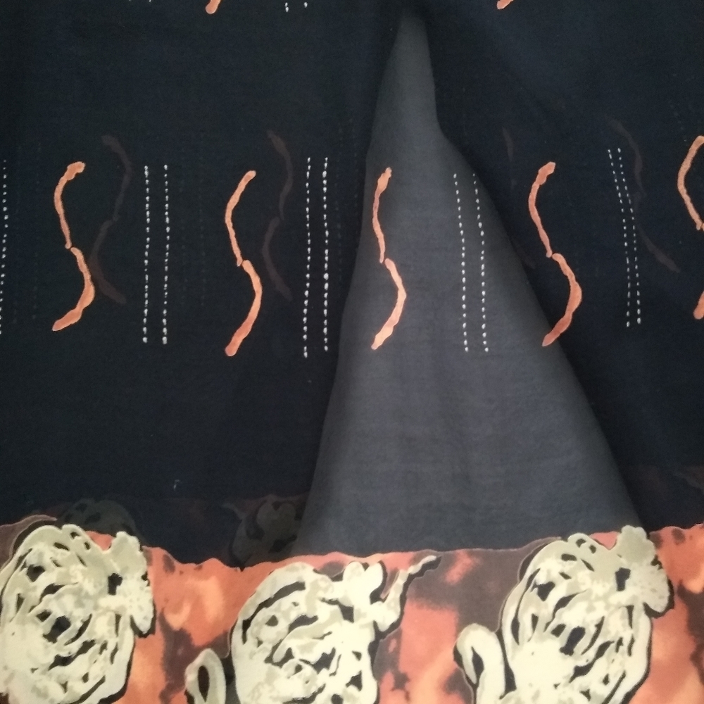 Silk Flower Border Collared Button Down Shirt - image 8